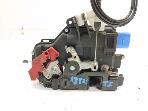 Rear left lock VW JETTA III (1K2) 2.0 TDI 16V | BP16871785C100 