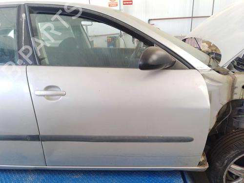 Used Right front door Right front door 38469443 38469443