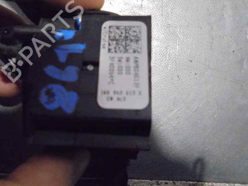 Steering column stalk SEAT LEON (1P1) 1.6 TDI | BP13424182I23 