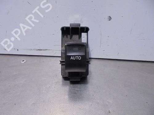 Høyre bak elrute bryter TOYOTA PRIUS PLUS (_W4_) 1.8 Hybrid (ZVW40W, ZVW41W) (136 hp) 13464655