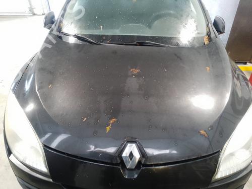 hood-renault-megane-iii-hatchback-bz01_-b3_-2008-35818517 main image