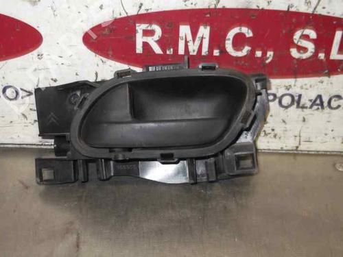 Used Front left interior door handle Front left interior door handle PEUGEOT PARTNER Box Body/MPV [2008-2026] 13424296 13424296