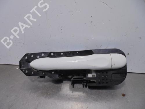 Used Rear left exterior door handle RENAULT MEGANE III Grandtour (KZ0/1) [2008-2016]  13469932