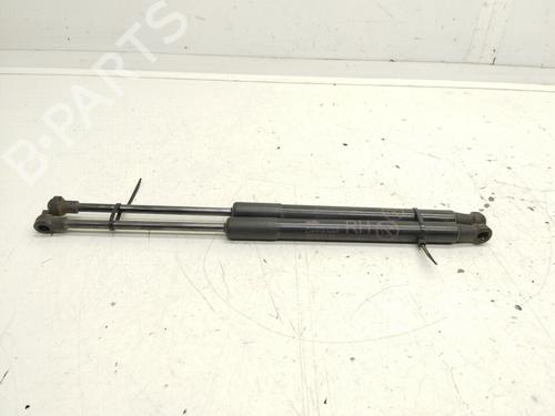 Used Tailgate lift support TOYOTA AURIS (_E18_) 1.8 Hybrid (ZWE186_, ZWE186R) (136 hp) 18867953