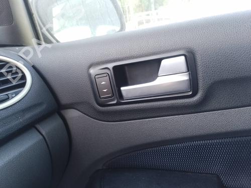 Used Right front window switch Right front window switch 35817729 35817729