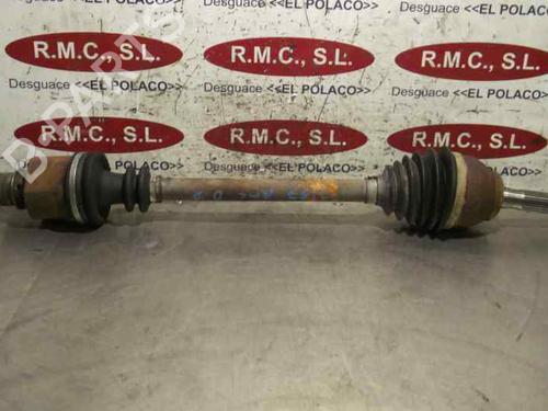 Used Right front driveshaft RENAULT TRAFIC Van (T_, P_, V_) [1989-2002]  13423119