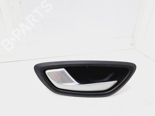 Venstre fortil invendig håndtag Venstre fortil invendig håndtag RENAULT MEGANE IV Grandtour (K9A/M/N_) 1.3 TCe 100 (K9N8) (102 hp) 35815914 35815914