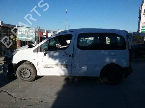 Right front fog light CITROËN BERLINGO MULTISPACE (B9) 1.6 HDi 75 16V | BP15208580C31 