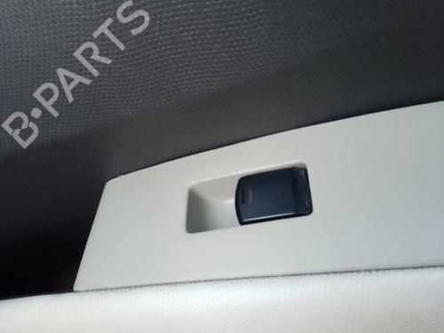 Used Right front window switch Right front window switch 35817375 35817375