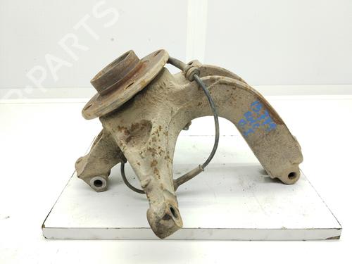 Used Left front steering knuckle RENAULT MEGANE II (BM0/1_, CM0/1_) [2001-2012]  15551157