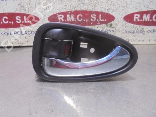Used Rear left interior door handle TOYOTA AVENSIS Estate (_T27_) 2.2 D-4D (ADT271_, ADT271R) (150 hp) 13425537
