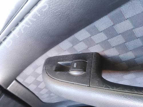 right-front-window-switch-audi-a6-c5-4b2-4b4-1997-1998-1999-2000-2001-2002-2003-2004-2005-35817939 main image