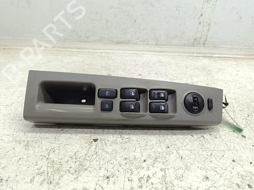 Used Left front window switch Left front window switch RENAULT MODUS / GRAND MODUS (F/JP0_) 1.5 dCi (FP0F, JP0F) (86 hp) 32709178 32709178