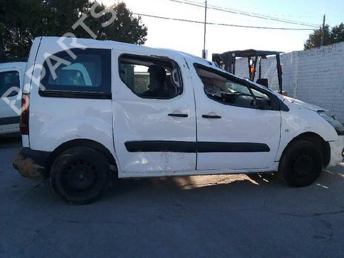 Right front fog light CITROËN BERLINGO MULTISPACE (B9) 1.6 HDi 75 16V | BP15208580C31 