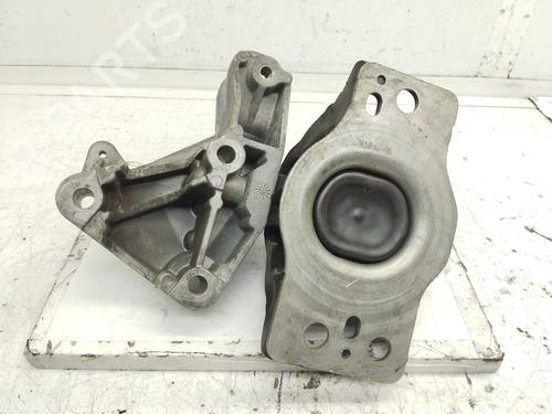 Engine mount NISSAN PRIMERA (P12)  | BP26239387M89 