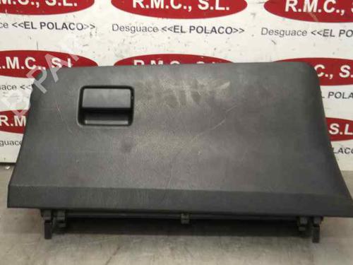 Used Glove box TOYOTA YARIS (_P13_) 1.4 D (NLP130_, NLP130) (90 hp) 13456473