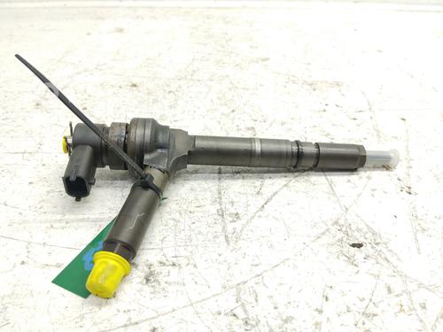 Used Injector OPEL ASTRA H (A04) [2004-2014]  30759690