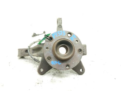 Used Left front steering knuckle RENAULT KANGOO / GRAND KANGOO II (KW0/1_) 1.5 dCi 90 (KW05, KW08, KW0G, KW11) (90 hp) 30124243