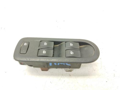Used Left front window switch RENAULT SCÉNIC II (JM0/1_) [2003-2010]  26131628