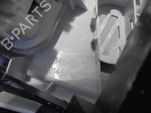 Interior roof light PEUGEOT 3008 II SUV (MC_, MR_, MJ_, M4_) 1.5 BlueHDi 130 | BP13426497I8