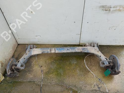 Used Rear axle VW GOLF III (1H1) [1989-2000]  31609007
