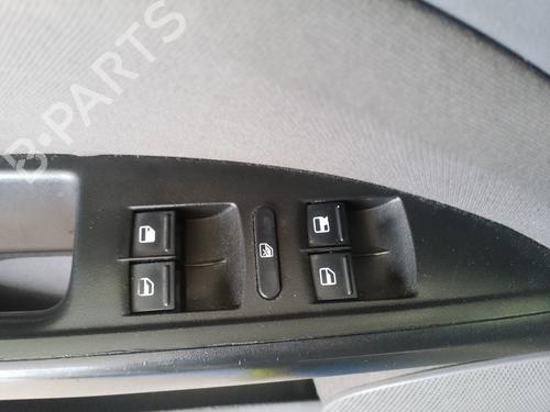Used Left front window switch Left front window switch 35818363 35818363