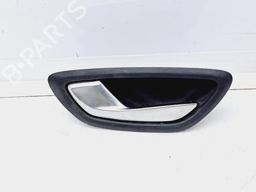 Venstre fortil invendig håndtag Venstre fortil invendig håndtag RENAULT MEGANE IV Grandtour (K9A/M/N_) 1.3 TCe 100 (K9N8) (102 hp) 35815916 35815916