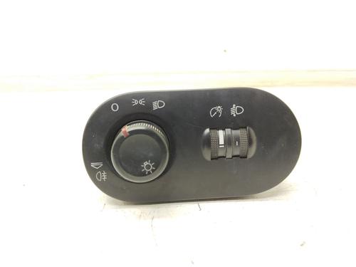 Used Headlight switch SEAT CORDOBA (6L2) 1.4 16V (75 hp) 26034602