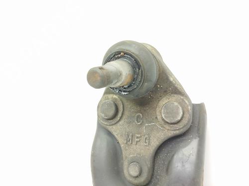 Left front suspension arm TOYOTA AURIS (_E18_) 1.8 Hybrid (ZWE186_, ZWE186R) | BP18905589M12 