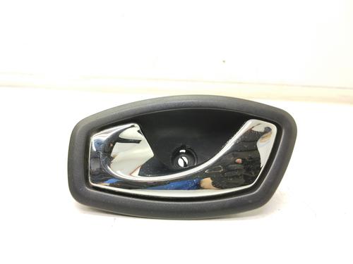 Used Front left interior door handle RENAULT MEGANE III Hatchback (BZ0/1_, B3_) [2008-2025]  25007063