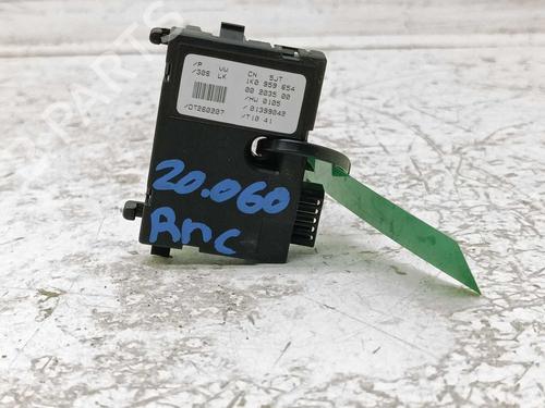 Używane Czujnik elektroniczny Czujnik elektroniczny 38304795 38304795