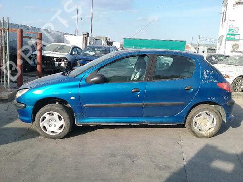 Left front steering knuckle PEUGEOT 206 Hatchback (2A/C) 1.4 HDi eco 70 | BP13428204M25 
