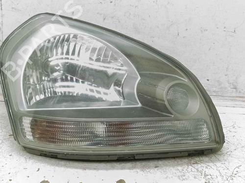 Used Left headlight Left headlight HYUNDAI TUCSON (JM) 2.0 CRDi All-wheel Drive (140 hp) 39992381 39992381
