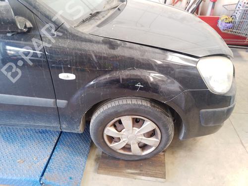 Used Right front fenders Right front fenders KIA RIO II Saloon (JB) 1.4 16V (97 hp) 39666996 39666996