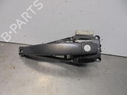 Used Front left exterior door handle OPEL INSIGNIA A (G09) 2.0 CDTI (68) (120 hp) 13464431