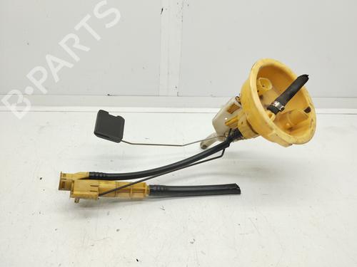 Used Fuel pump BMW 3 (E46) 320 d (150 hp) 16757118