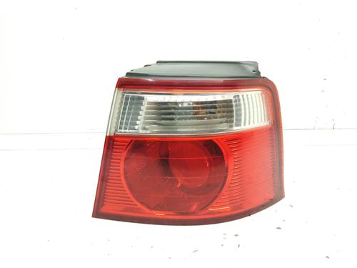Used Right taillight KIA CARENS II MPV (FJ) [2002-2013]  23952705