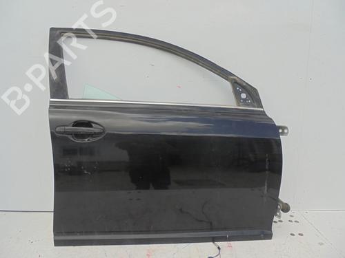 Used Right front door TOYOTA AVENSIS (_T25_) 2.2 D-4D (ADT251_, ADT251R) (150 hp) 13488539