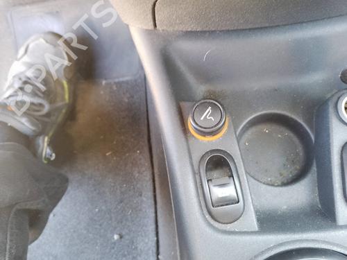 Used Left front window switch Left front window switch CITROËN C3 I (FC_, FN_) 1.4 HDi (68 hp) 35818579 35818579