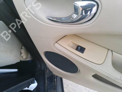 Højre bagtil elrude kontakt Højre bagtil elrude kontakt JAGUAR X-TYPE I (X400) 2.0 D (130 hp) 35816714 35816714