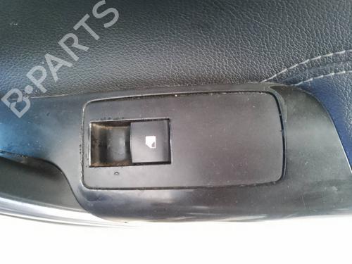 Used Right rear window switch Right rear window switch 35818039 35818039