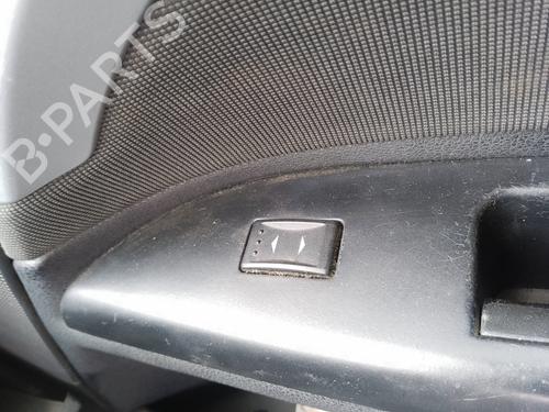 right-front-window-switch-ford-mondeo-iii-b5y-2000-2001-2002-2003-2004-2005-2006-2007-35817764 main image