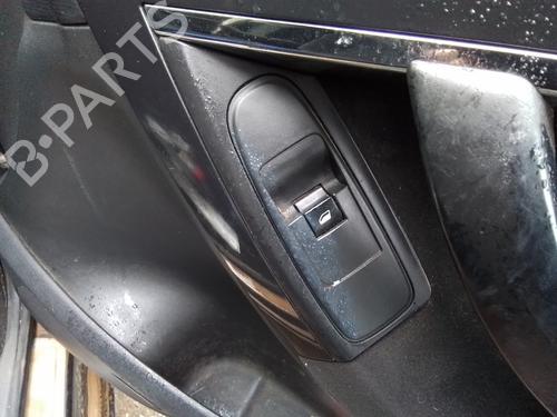 Used Right front window switch Right front window switch 35816065 35816065