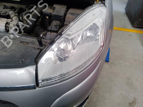 left-headlight-citroen-c4-picasso-i-mpv-ud_-2006-2007-2008-2009-2010-2011-2012-2013-2014-2015-35818262 main image