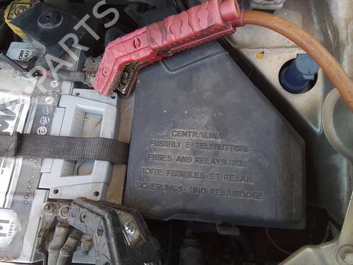 fuse-box-lancia-musa-350_-2004-2005-2006-2007-2008-2009-2010-2011-2012-35815867 main image
