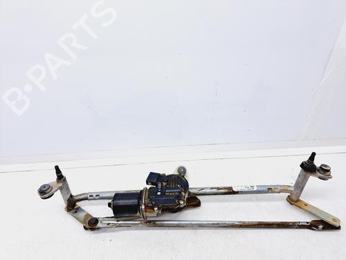 Used Front wiper motor VW TIGUAN (AD1, AX1) 2.0 TDI (150 hp) 18676217
