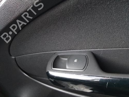 Used Right front window switch Right front window switch 35816213 35816213