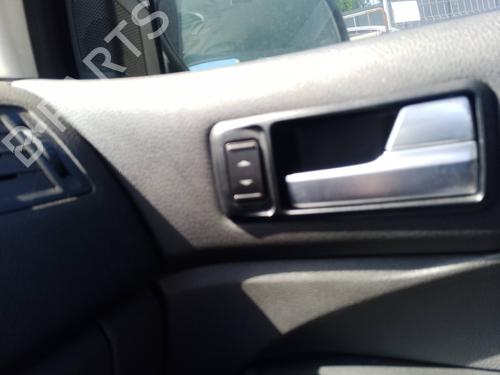 Used Right front window switch Right front window switch 35817315 35817315