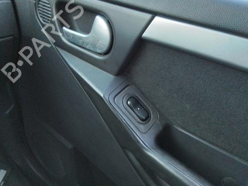 Used Right front window switch Right front window switch 35816833 35816833