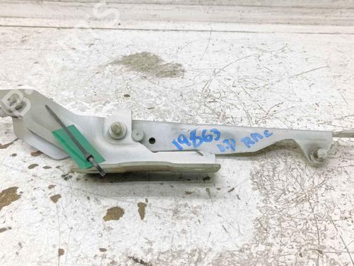 Used Hinge/Door check strap Hinge/Door check strap VOLVO V60 I (155) 2.4 D6 Plug in Hybrid AWD (215 hp) 40296420 40296420